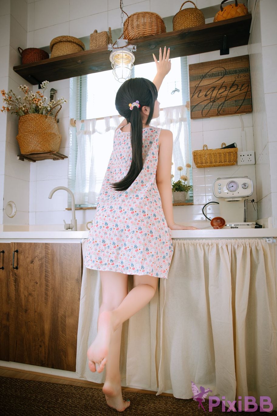 Coser Ri nai jiao PixiBB.COM 002