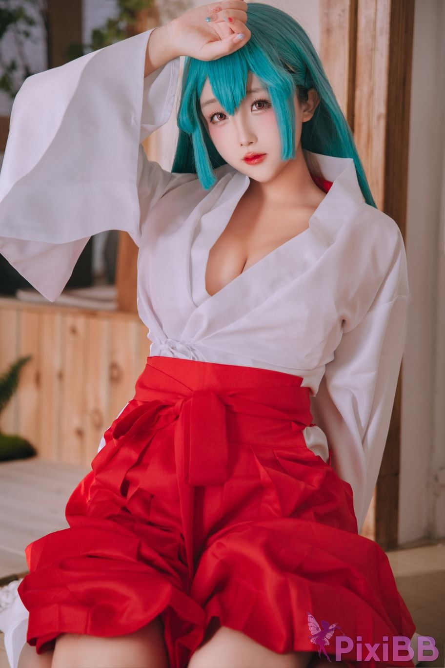 Coser Ri nai jiao PixiBB.COM 003