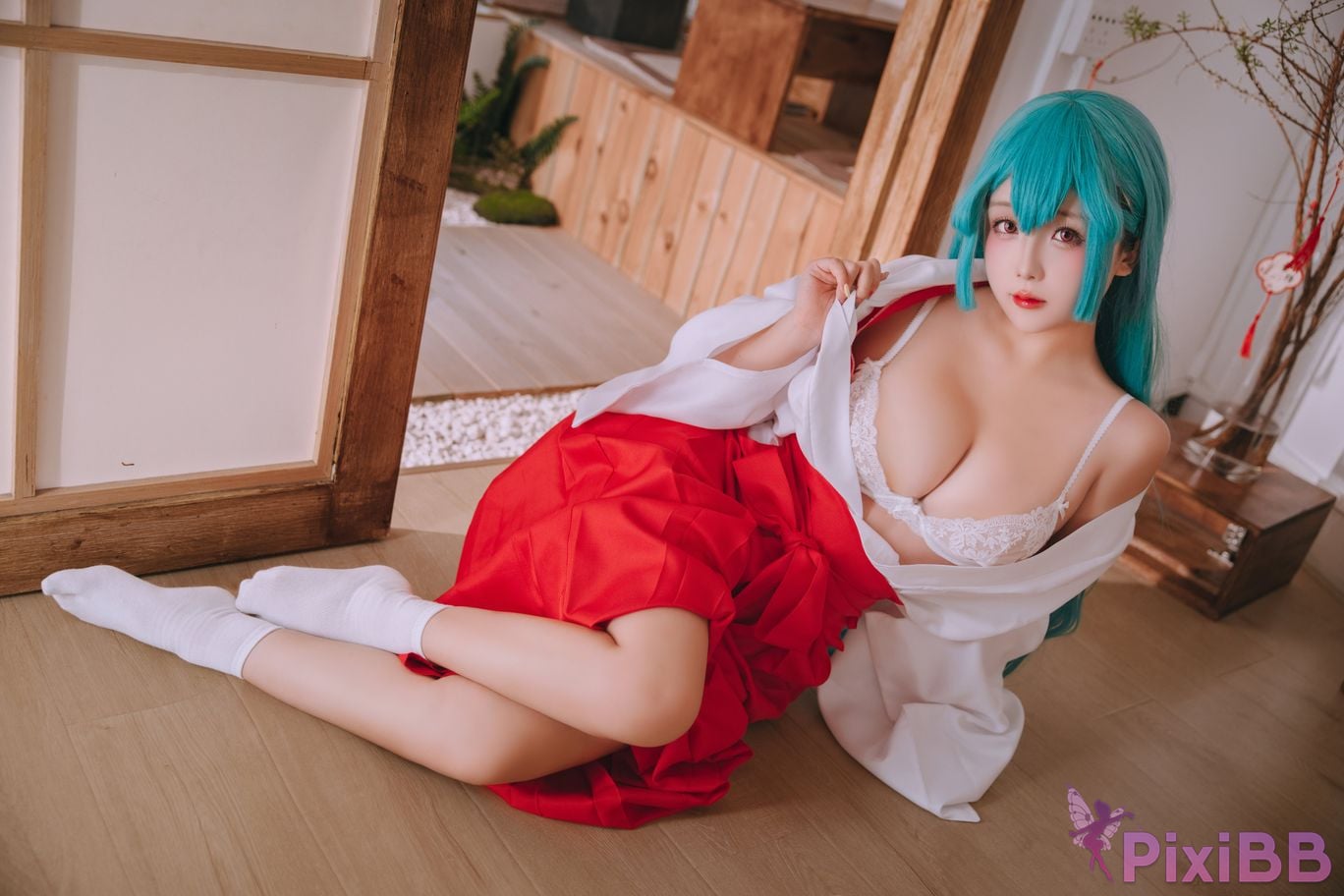 Coser Ri nai jiao PixiBB.COM 005