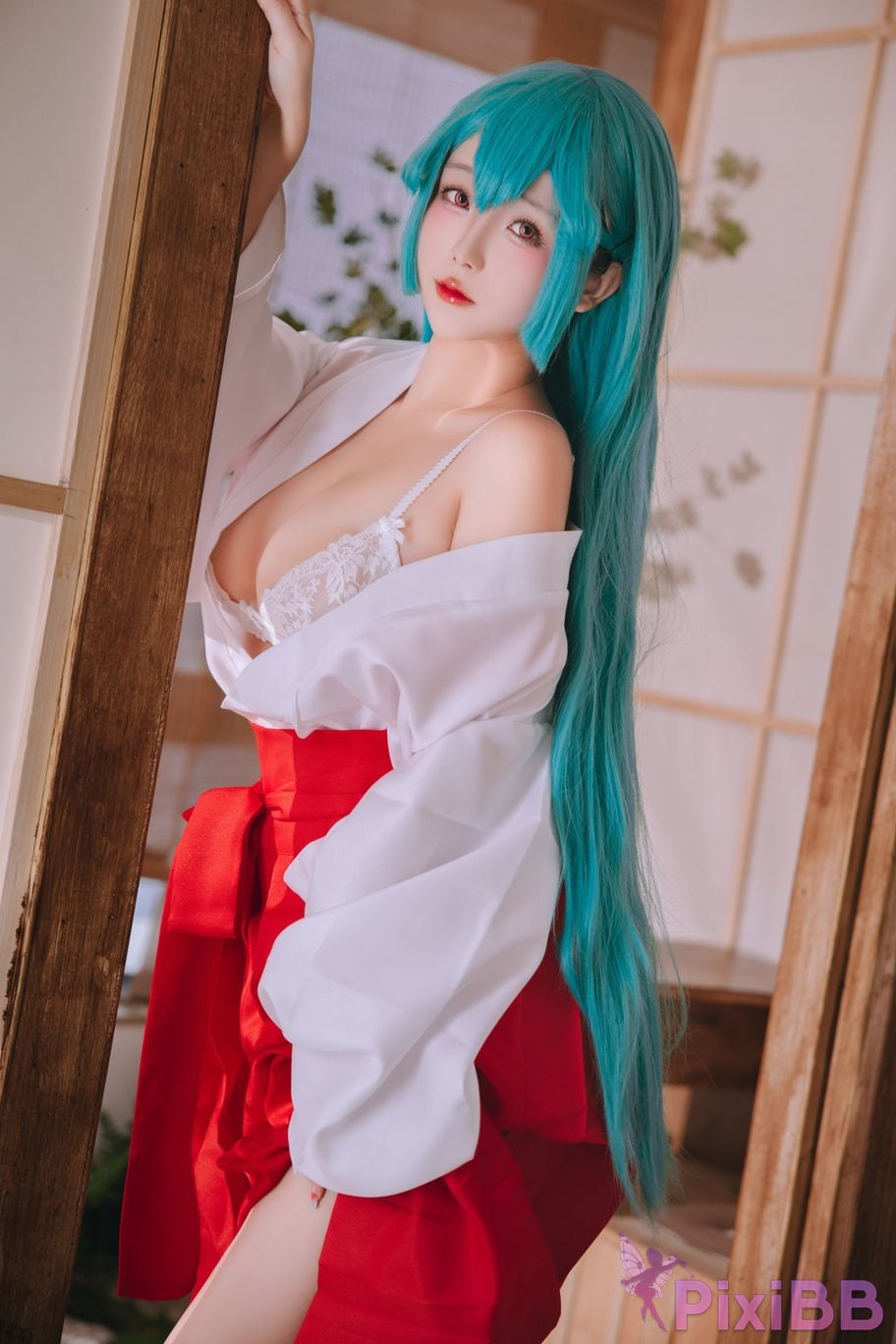 Coser Ri nai jiao PixiBB.COM 006