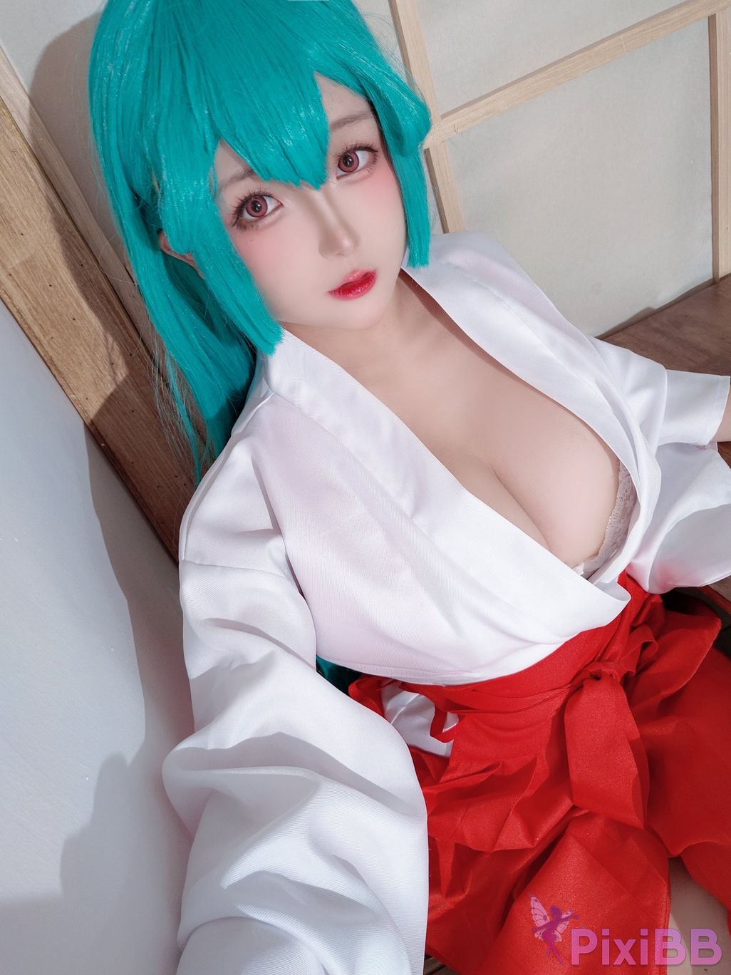 Coser Ri nai jiao PixiBB.COM 029