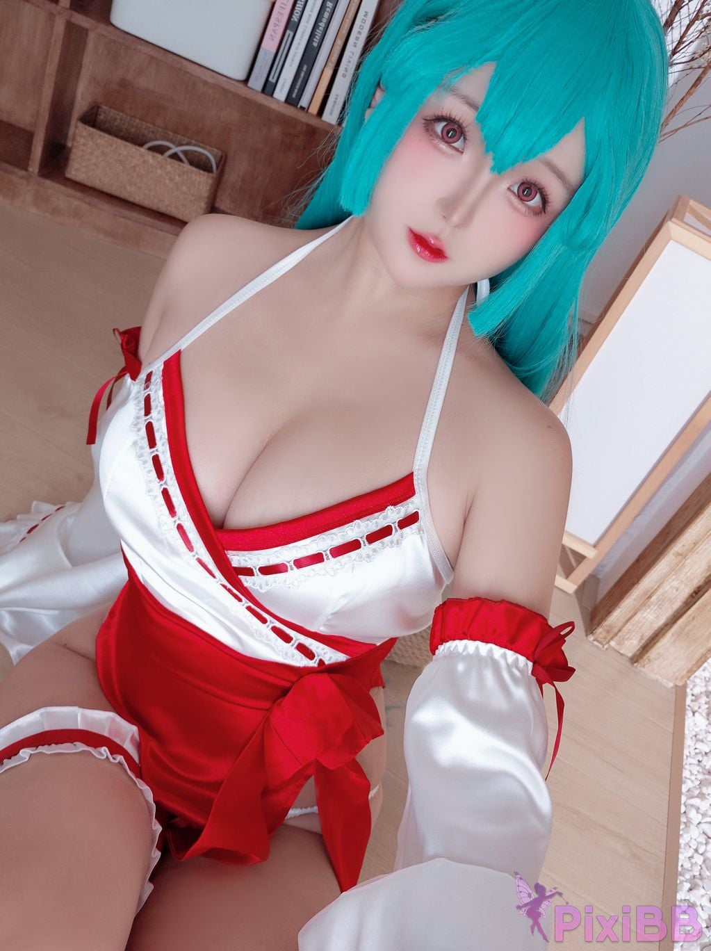Coser Ri nai jiao PixiBB.COM 032