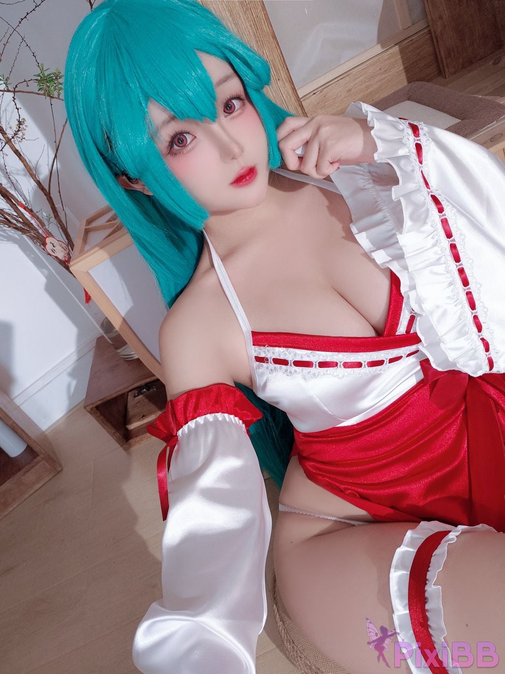 Coser Ri nai jiao PixiBB.COM 035