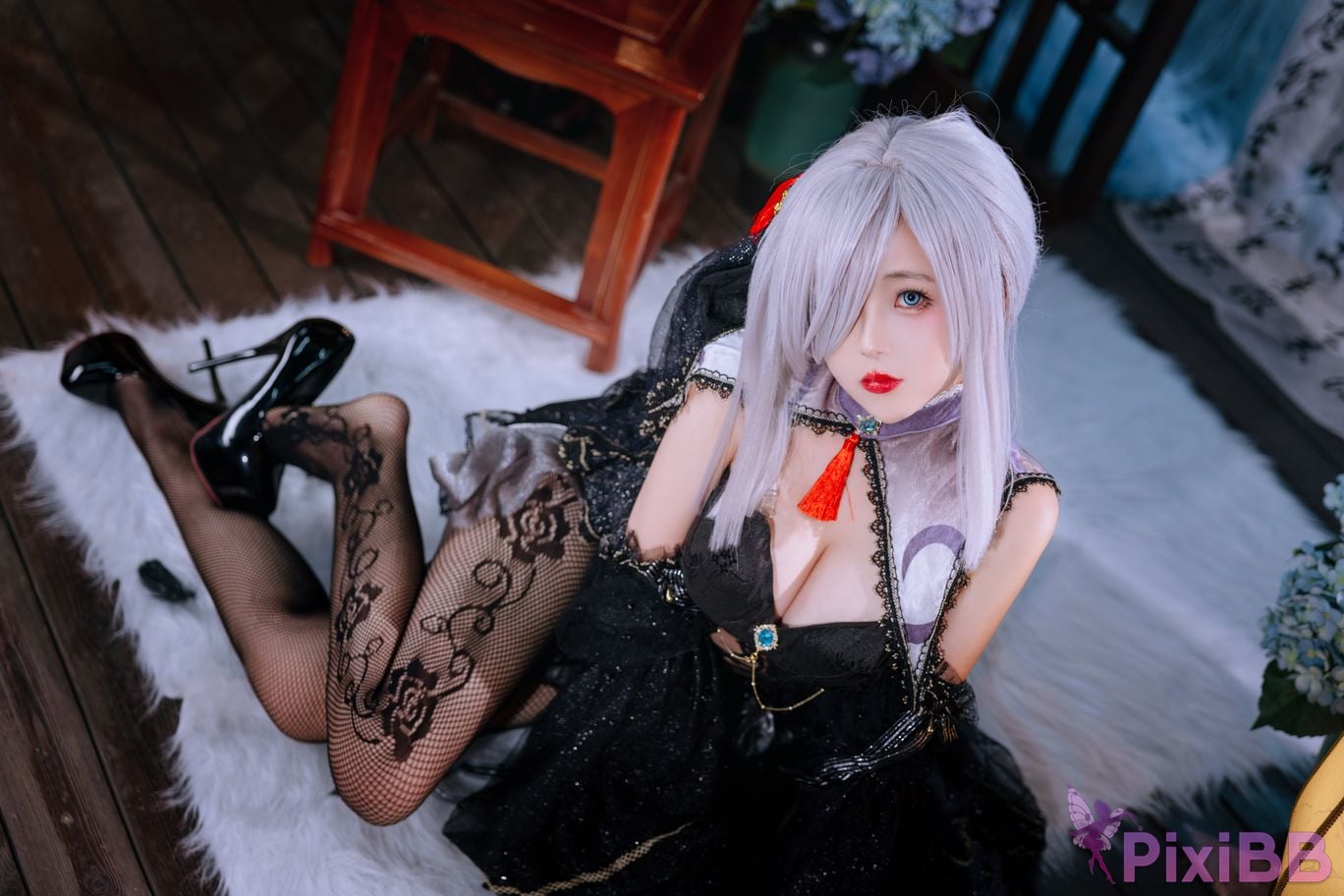 Coser Ri nai jiao PixiBB.COM 018