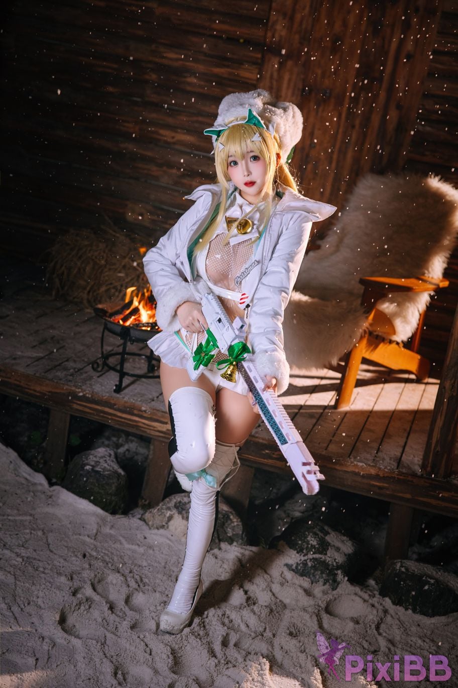 Coser Ri nai jiao PixiBB.COM 001