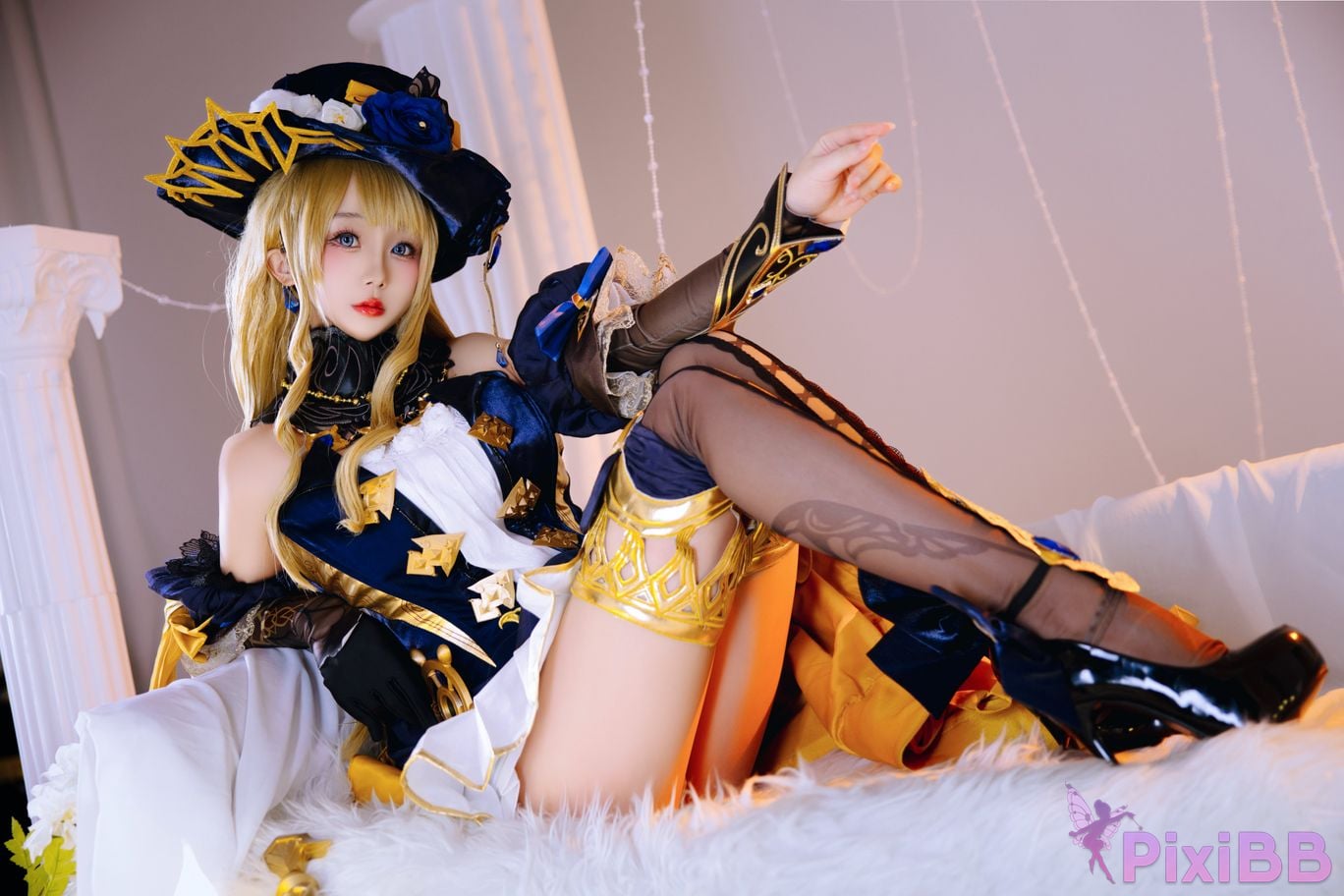 Coser Ri nai jiao PixiBB.COM 012