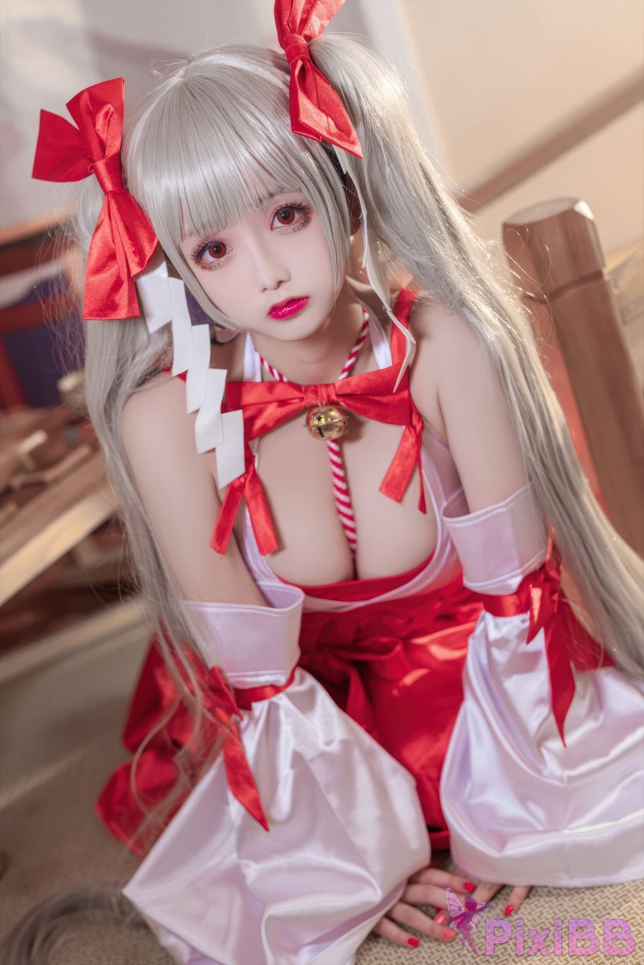 Coser Ri nai jiao PixiBB.COM 002