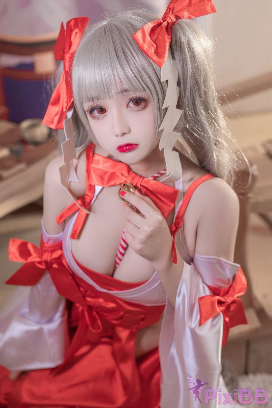 Coser Ri nai jiao PixiBB.COM 009