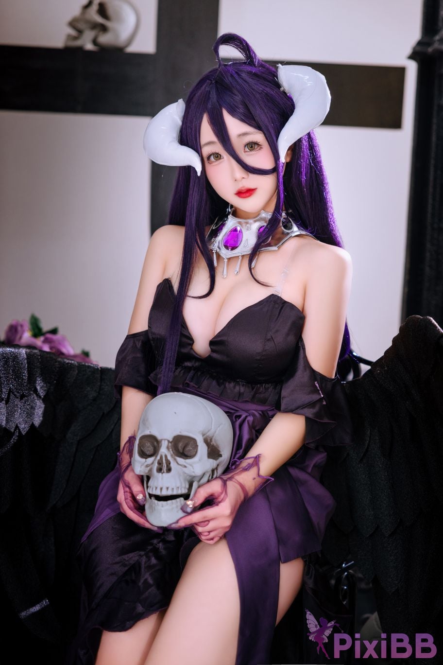 Coser Ri nai jiao PixiBB.COM 001