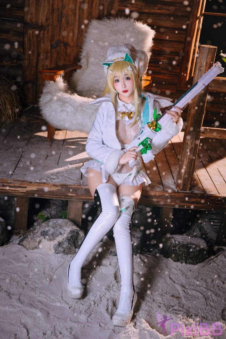 Coser Ri nai jiao PixiBB.COM 009