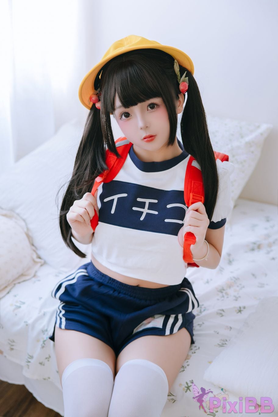 Coser Ri nai jiao PixiBB.COM 015