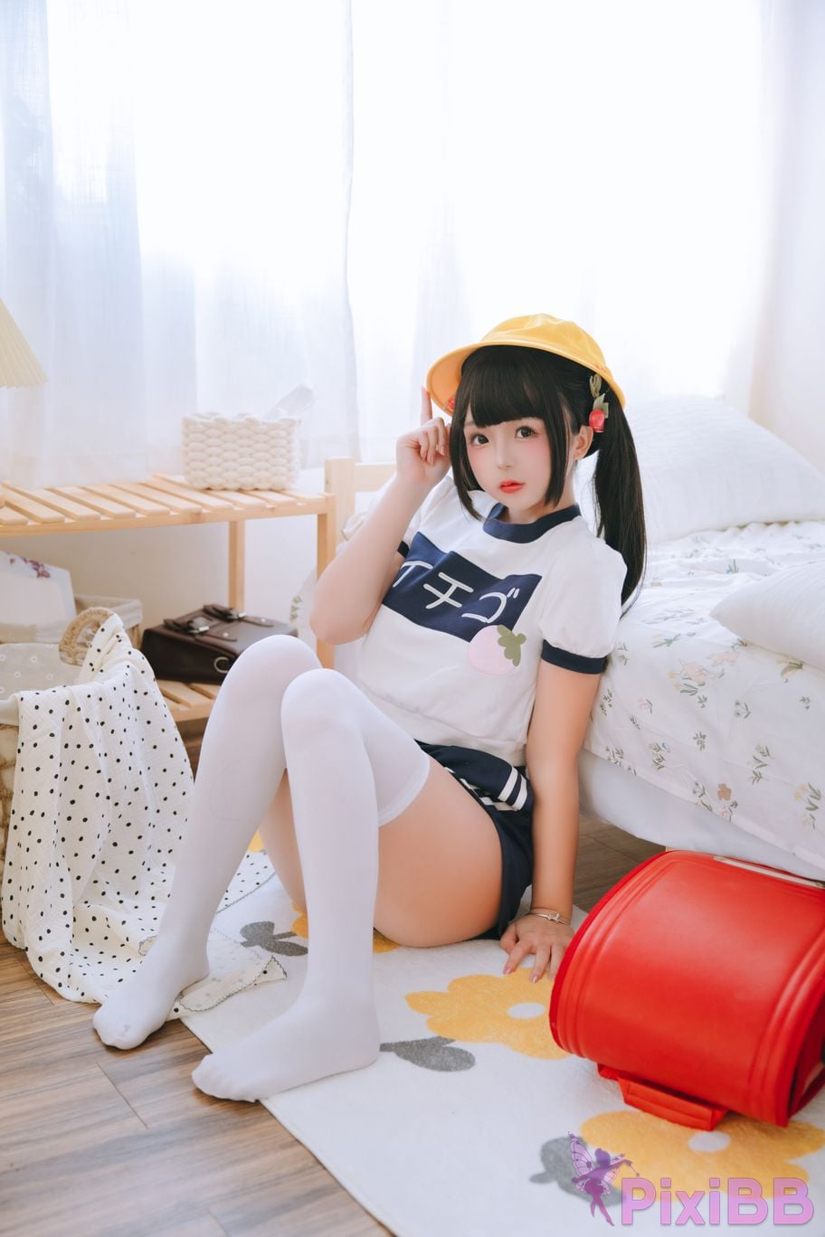 Coser Ri nai jiao PixiBB.COM 024