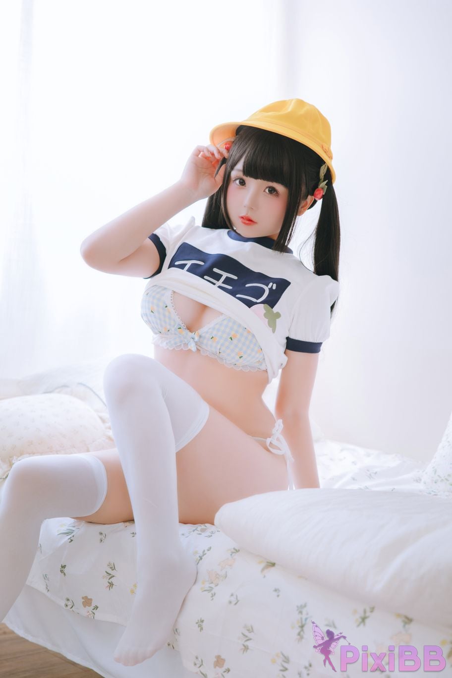 Coser Ri nai jiao PixiBB.COM 030