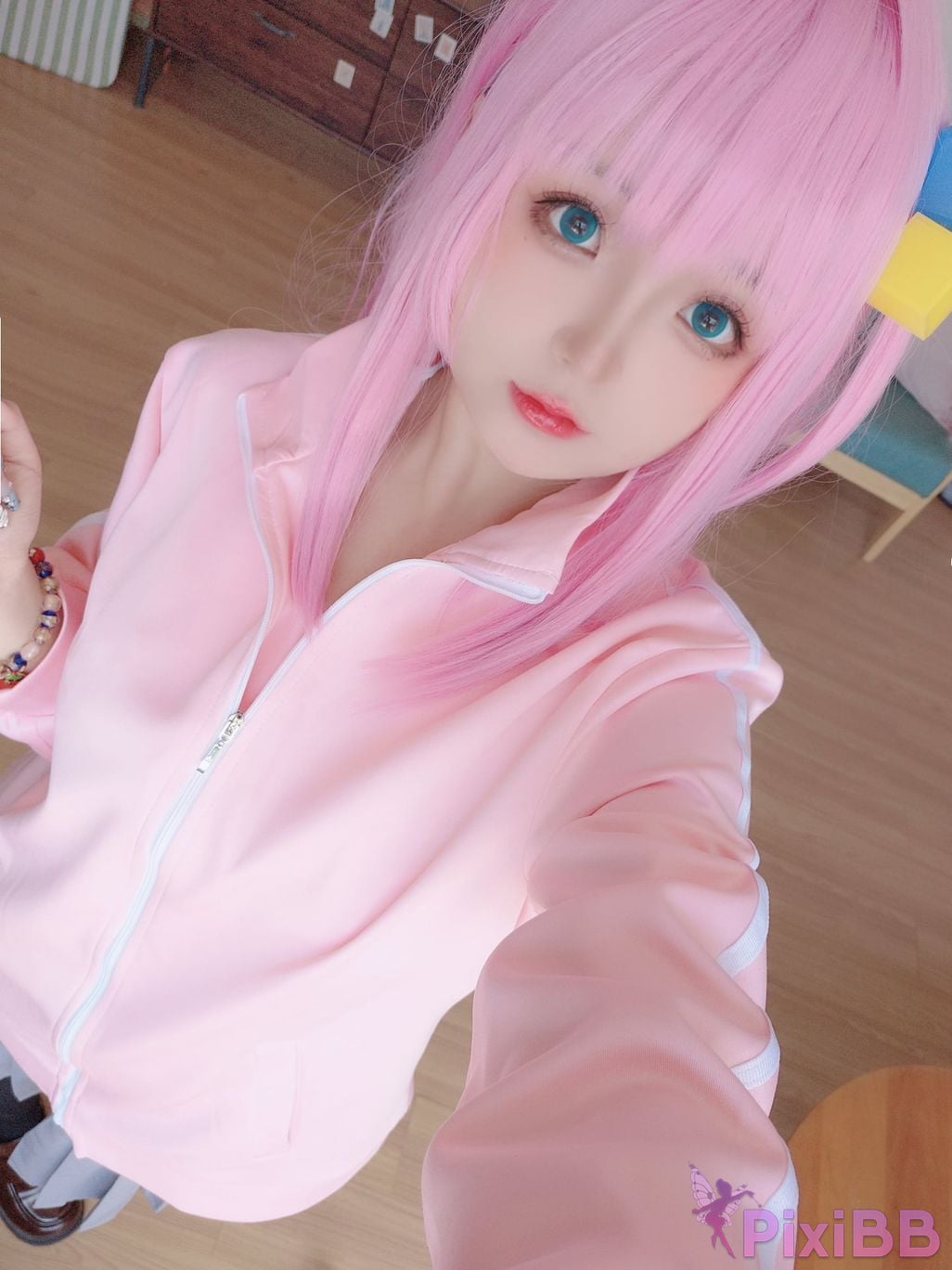 Coser Ri nai jiao PixiBB.COM 102