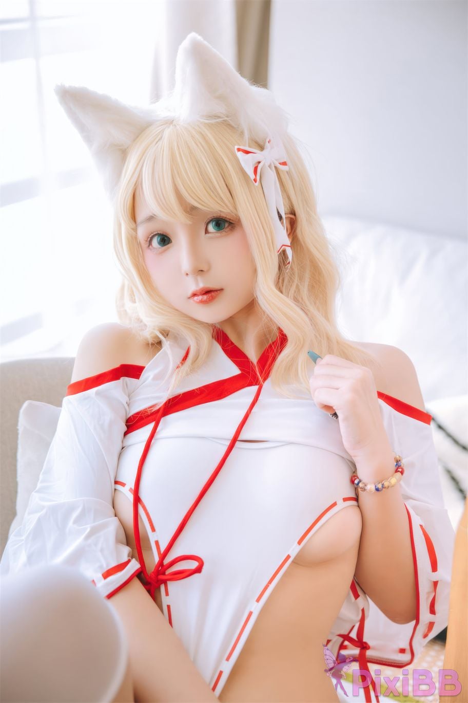 Coser Ri nai jiao PixiBB.COM 004