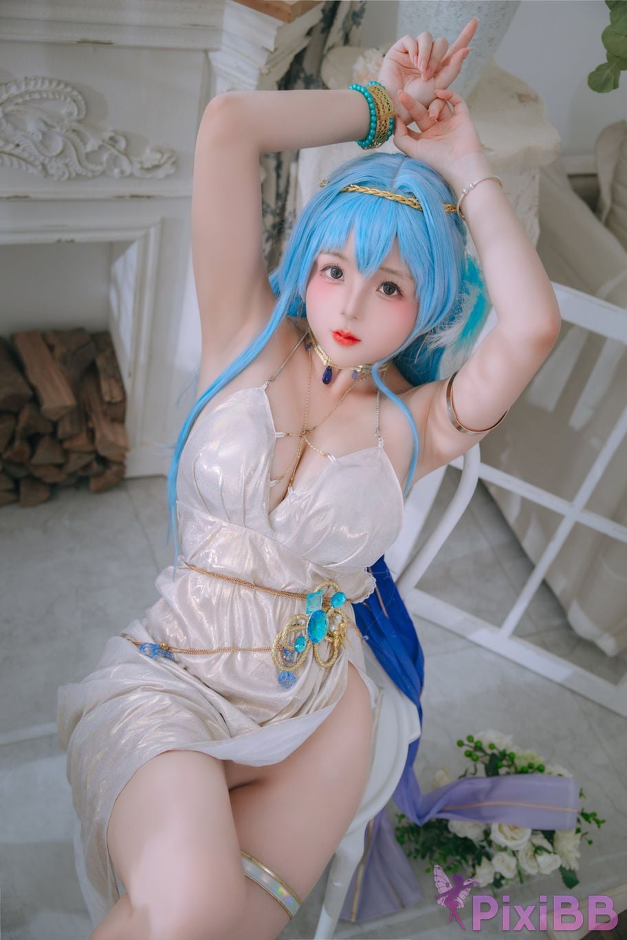Coser Ri nai jiao PixiBB.COM 015
