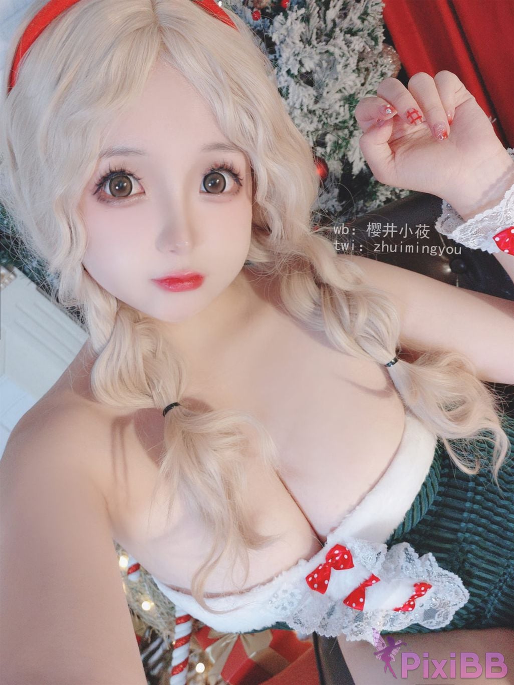Coser Ri nai jiao PixiBB.COM 010