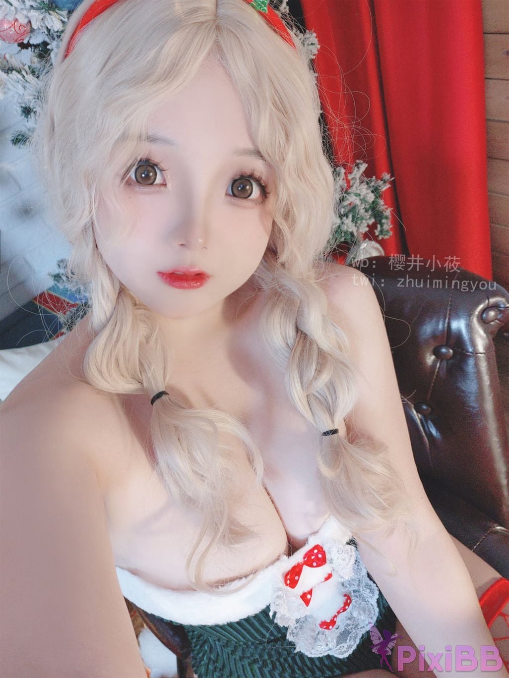 Coser Ri nai jiao PixiBB.COM 030