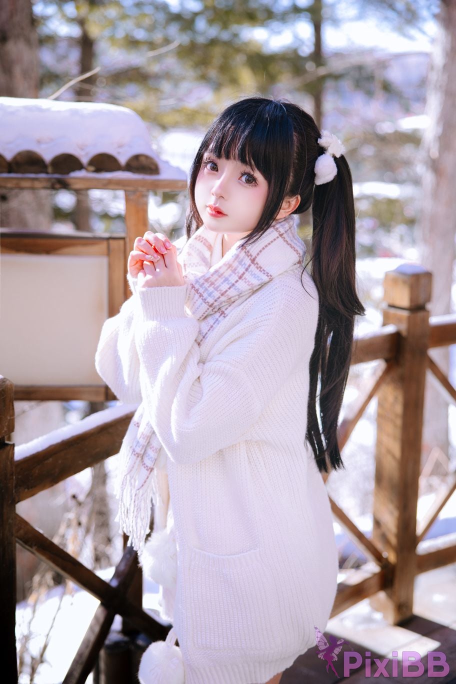 Coser Ri nai jiao PixiBB.COM 010
