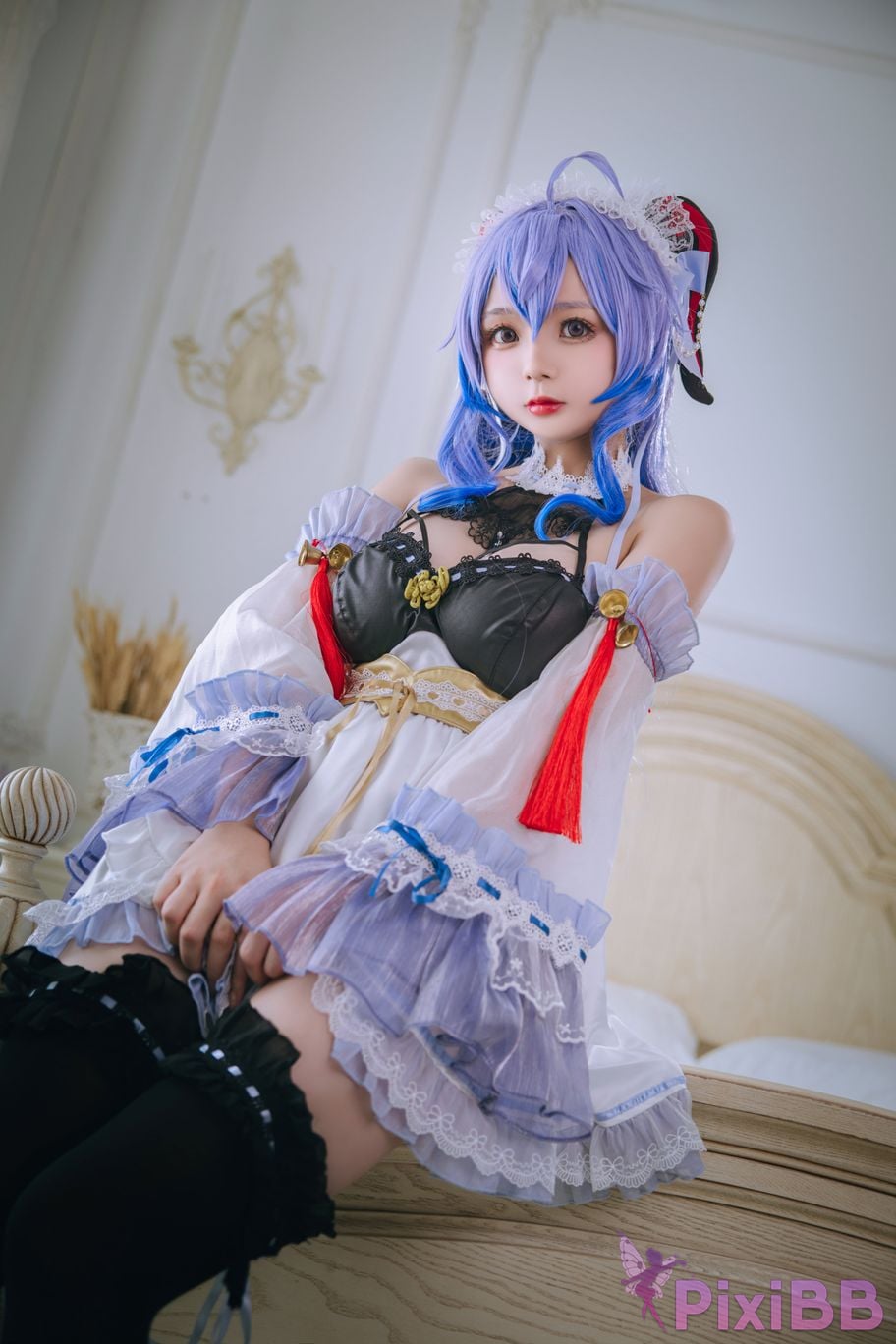 Coser Ri nai jiao PixiBB.COM 009