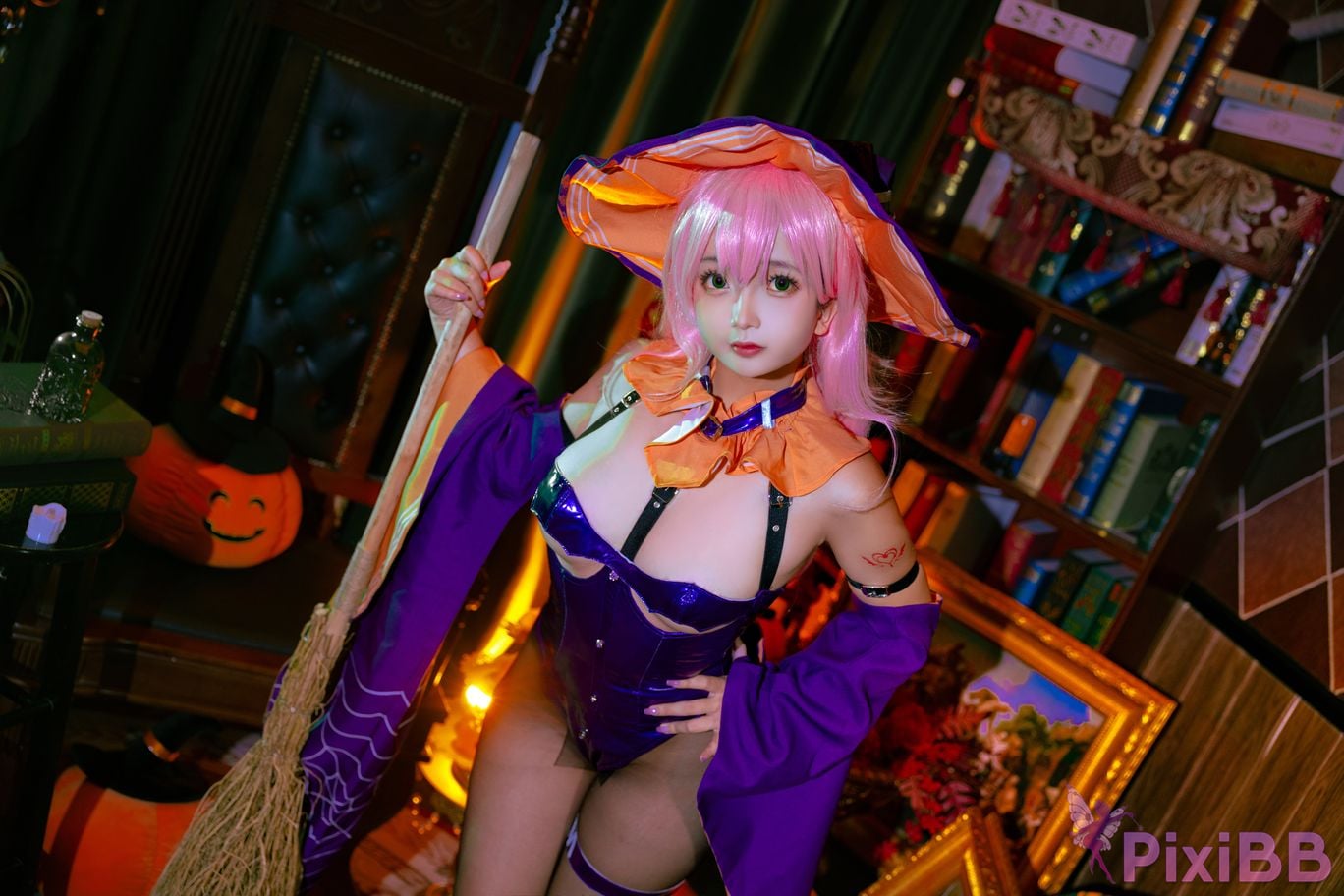 Coser Ri nai jiao PixiBB.COM 010