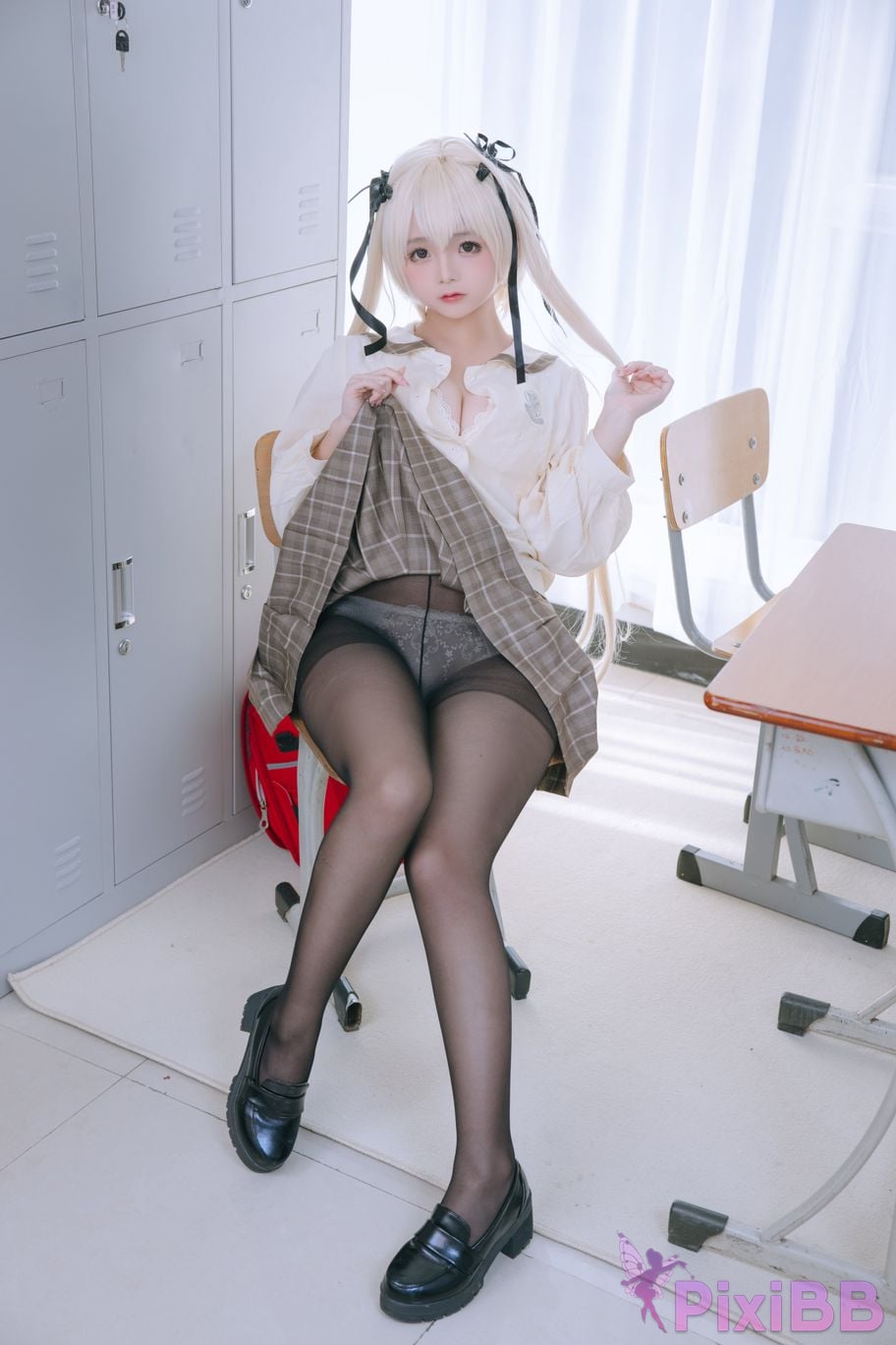 Coser Ri nai jiao PixiBB.COM 004