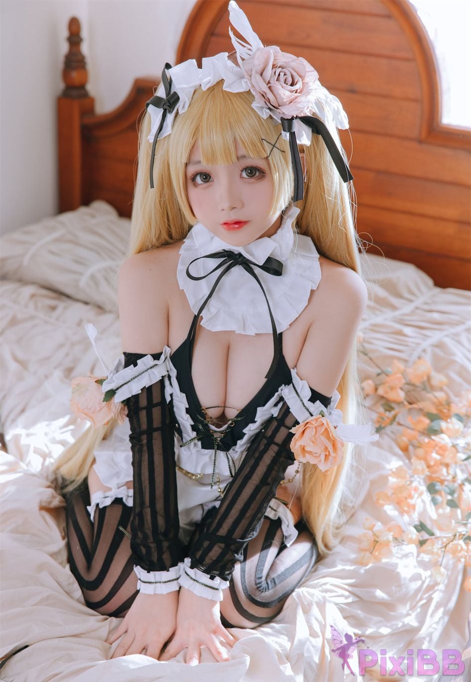Coser Ri nai jiao PixiBB.COM 001