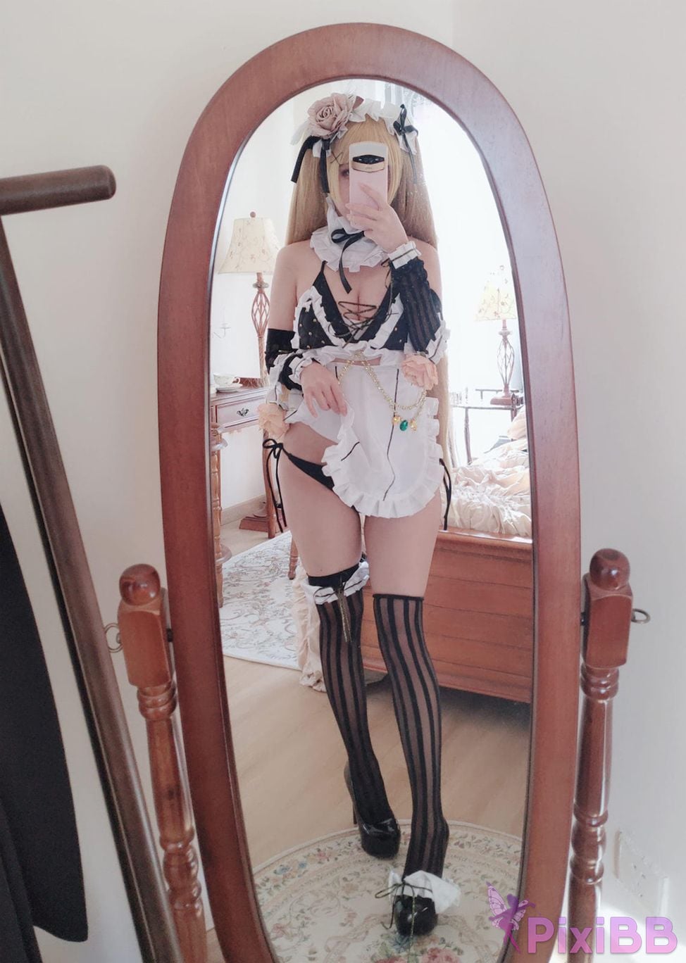 Coser Ri nai jiao PixiBB.COM 060