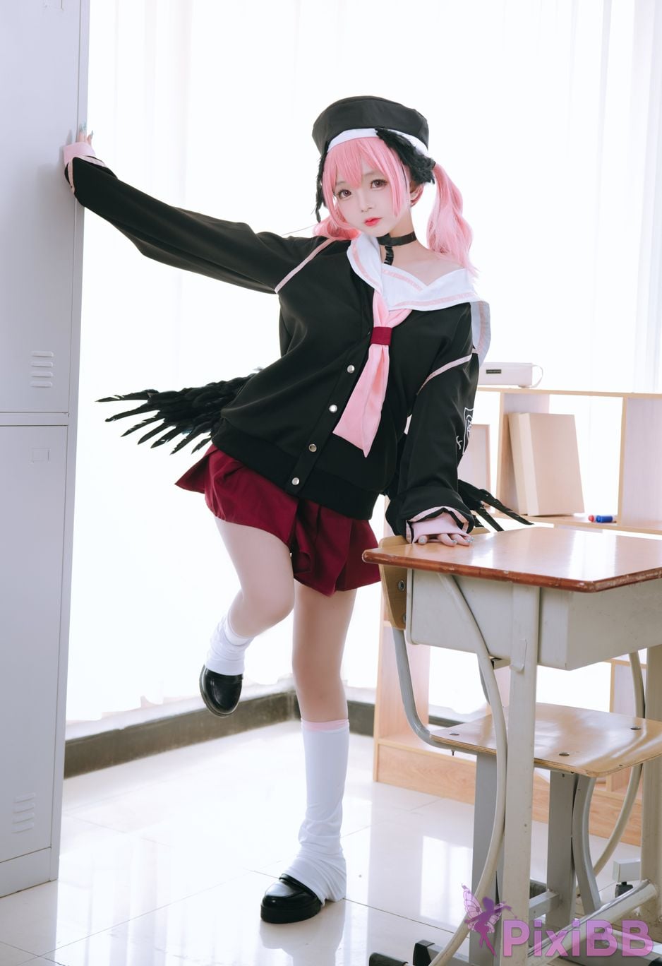 Coser Ri nai jiao PixiBB.COM 002