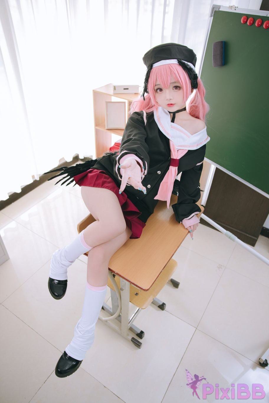 Coser Ri nai jiao PixiBB.COM 006