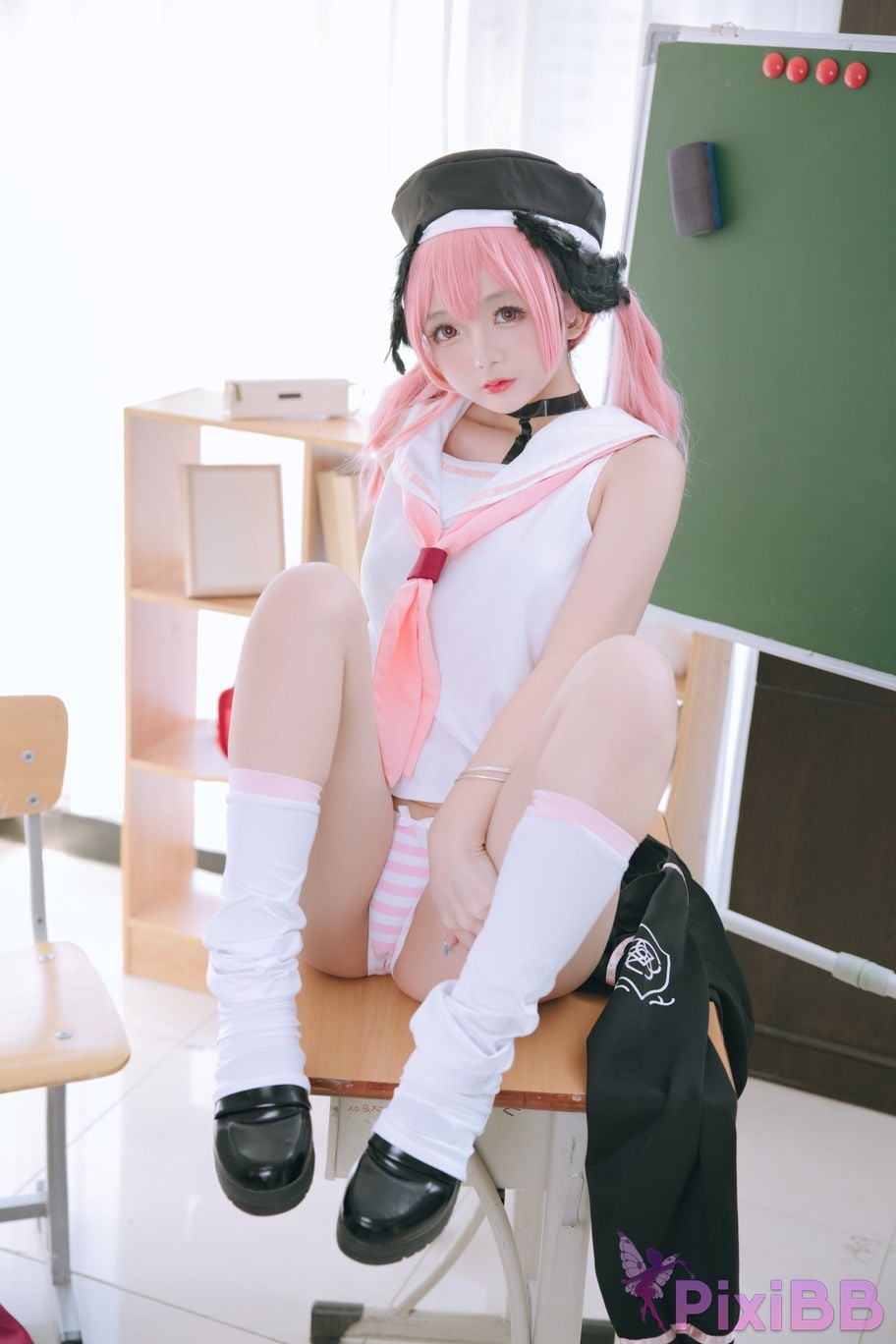 Coser Ri nai jiao PixiBB.COM 019