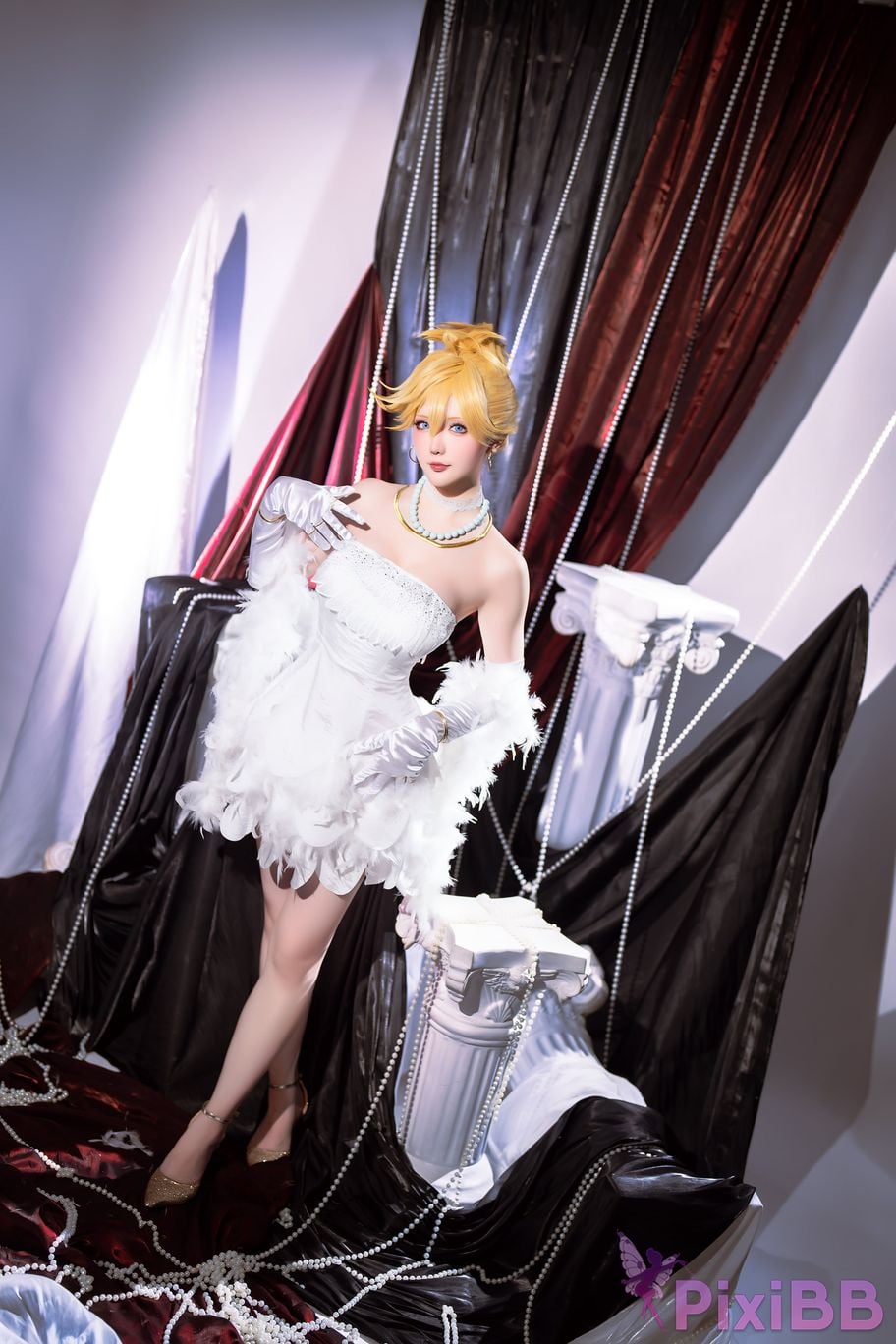 Coser Hoshilily PixiBB.COM 002
