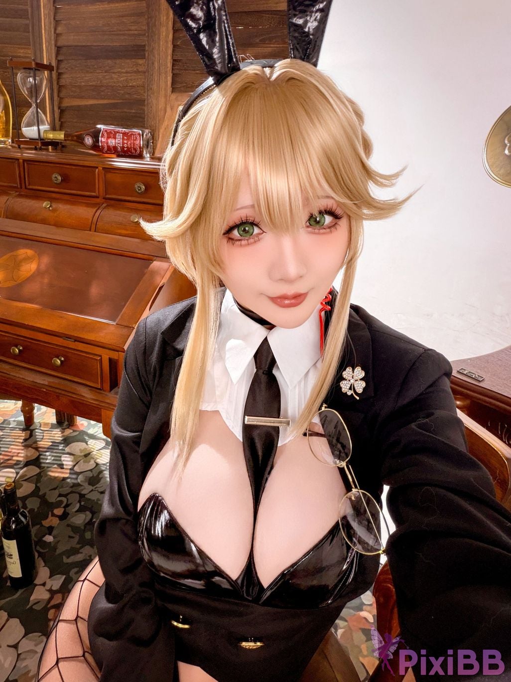 Cosplayer The star is late Hoshilily 2026 Year 04 monthly plan Nikke goddess of victory charity Agent Bunny PixiBB.COM 042