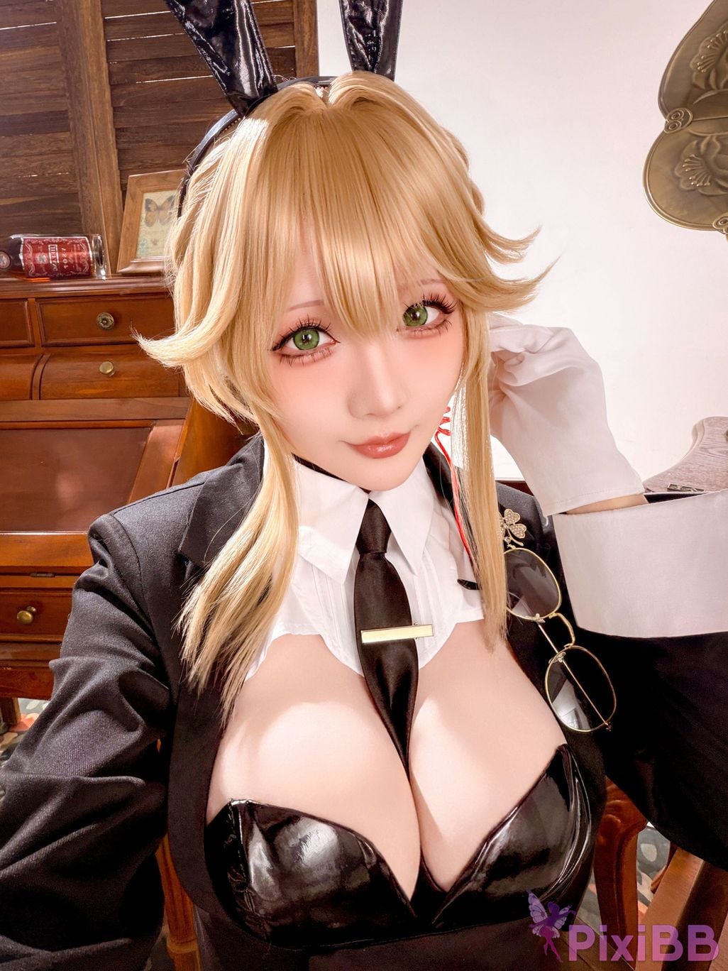 Cosplayer The star is late Hoshilily 2026 Year 04 monthly plan Nikke goddess of victory charity Agent Bunny PixiBB.COM 044