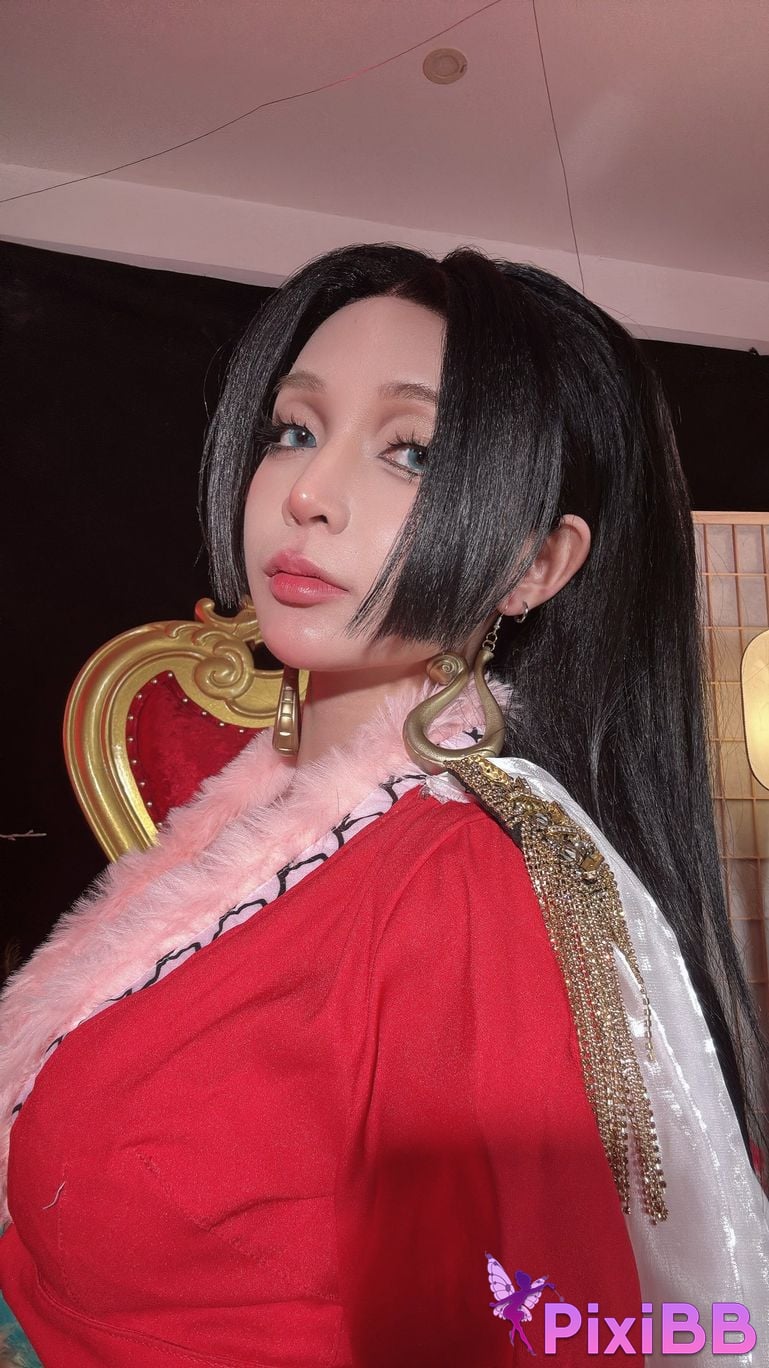 Umeko J Boa Hancock PixiBB.COM 99