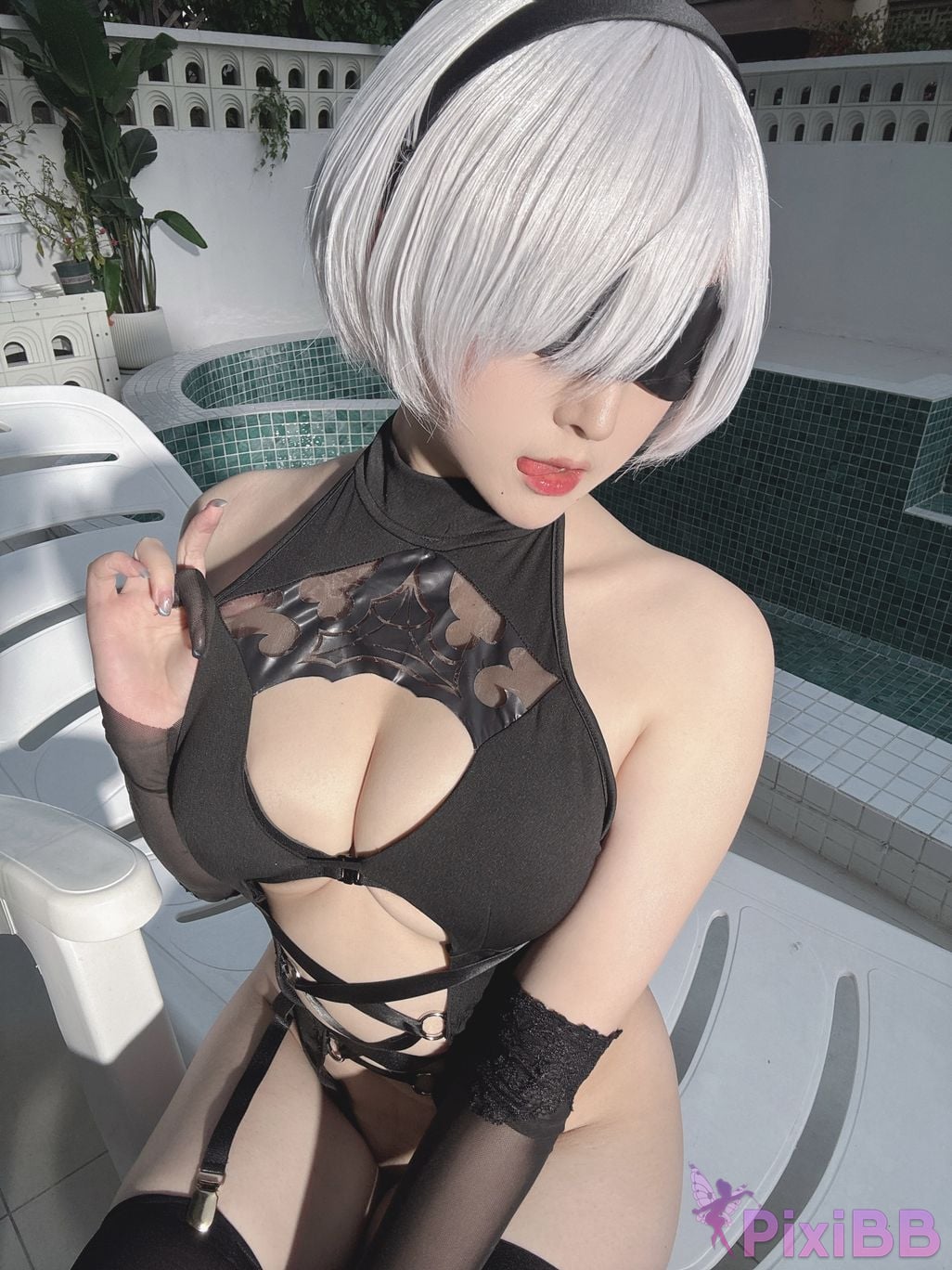 Cosplayer Natsuko Xia Xiazi NIKKE A U T O I S N V L D R C E G . X M P 2 F 3 0 6 K Z H B Y NieR 2B swimsuit PixiBB.COM 072