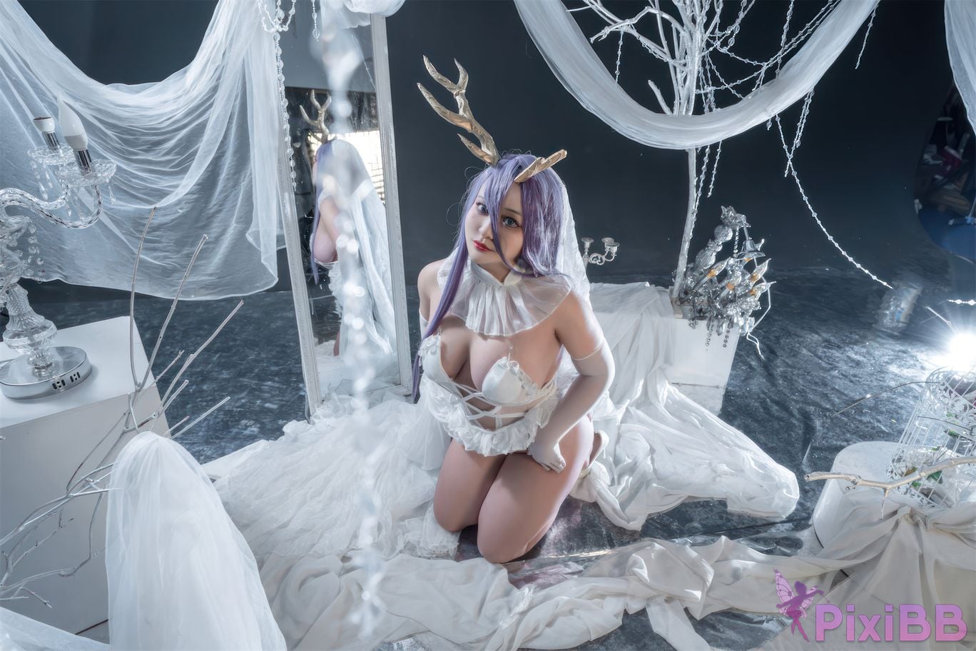 Cosplayer Luo Li LoLiSAMA azur lane Golden Deer PixiBB.COM 010