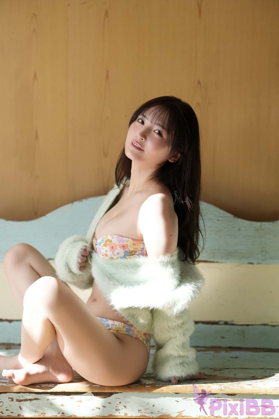 Japanese Idol Yura DMM Limited edition digital photo book innocent sensation PixiBB.COM 028