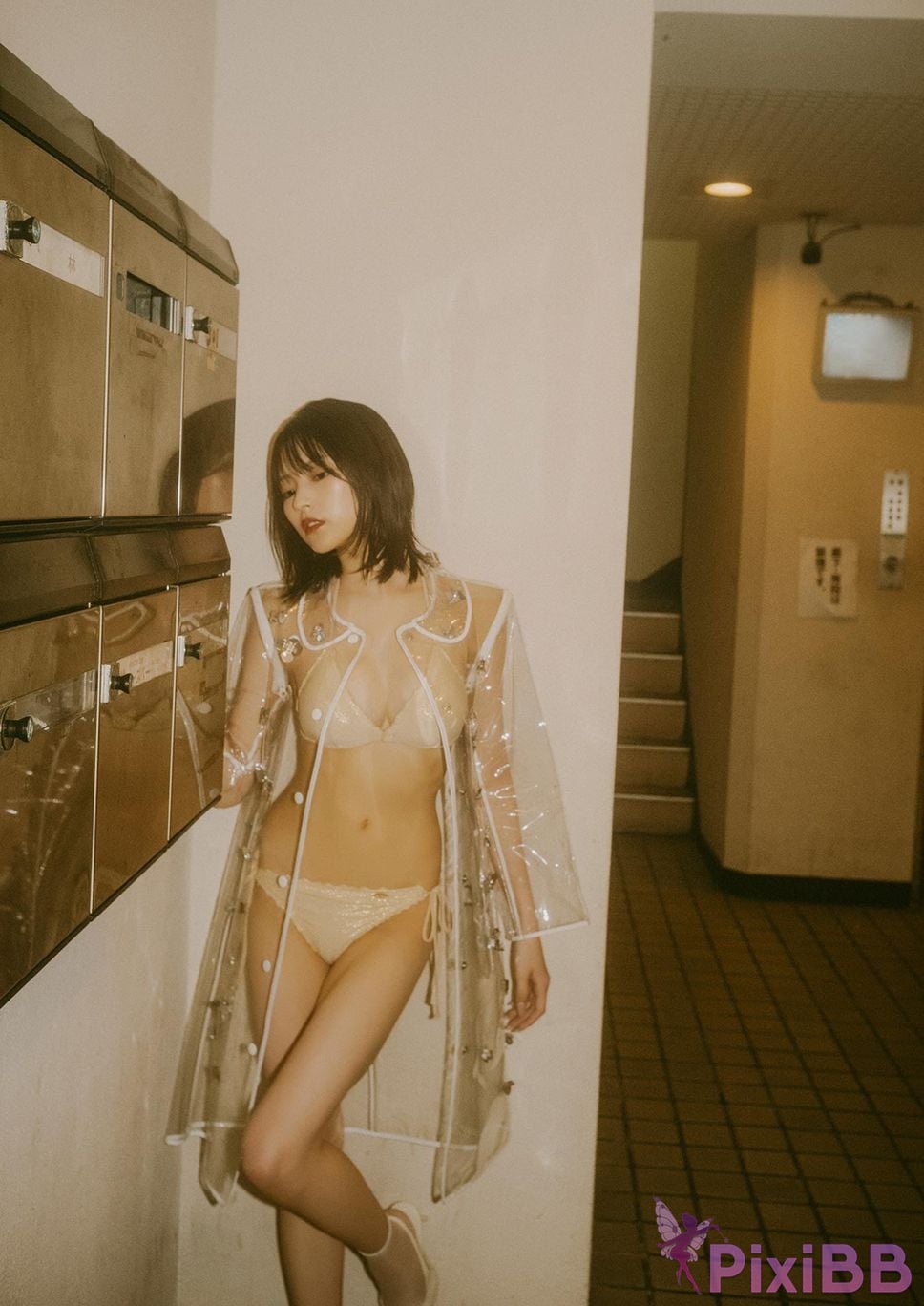Japanese Idol babababambi Baba Bambi B.L.T. digital photo book Usaki KEEP ON EYES PixiBB.COM 002