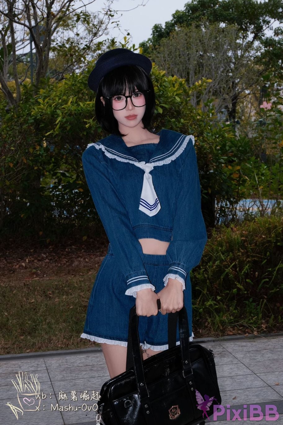 Cosplayer Mochi is delicious little sailor PixiBB.COM 001