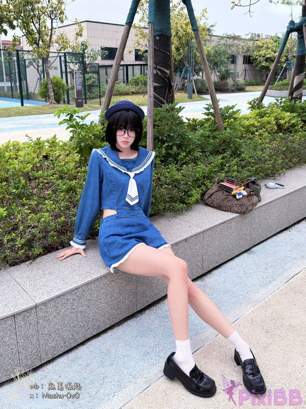 Cosplayer Mochi is delicious little sailor PixiBB.COM 023