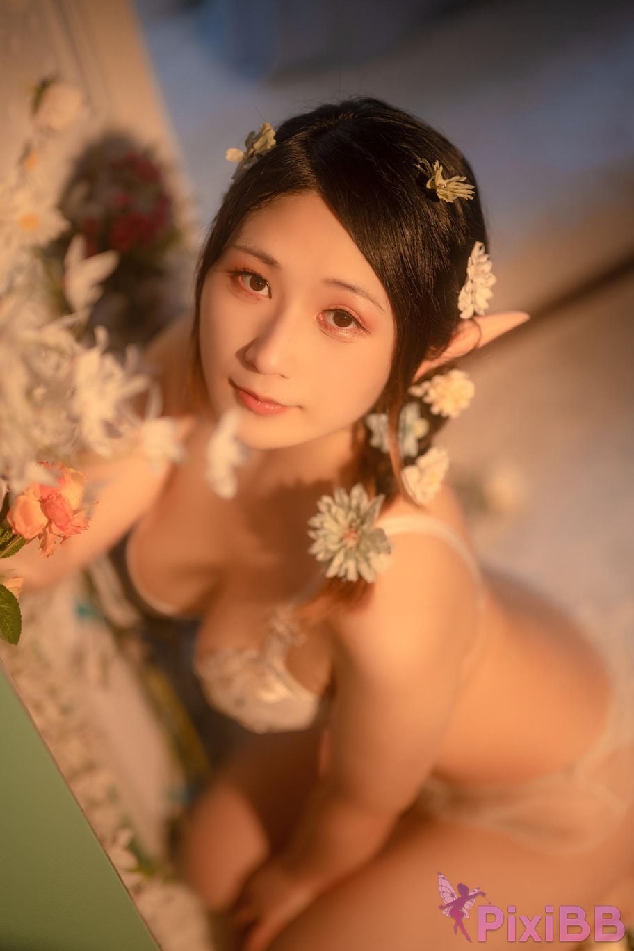 Cosplayer Zaya autumn flowers PixiBB.COM 009