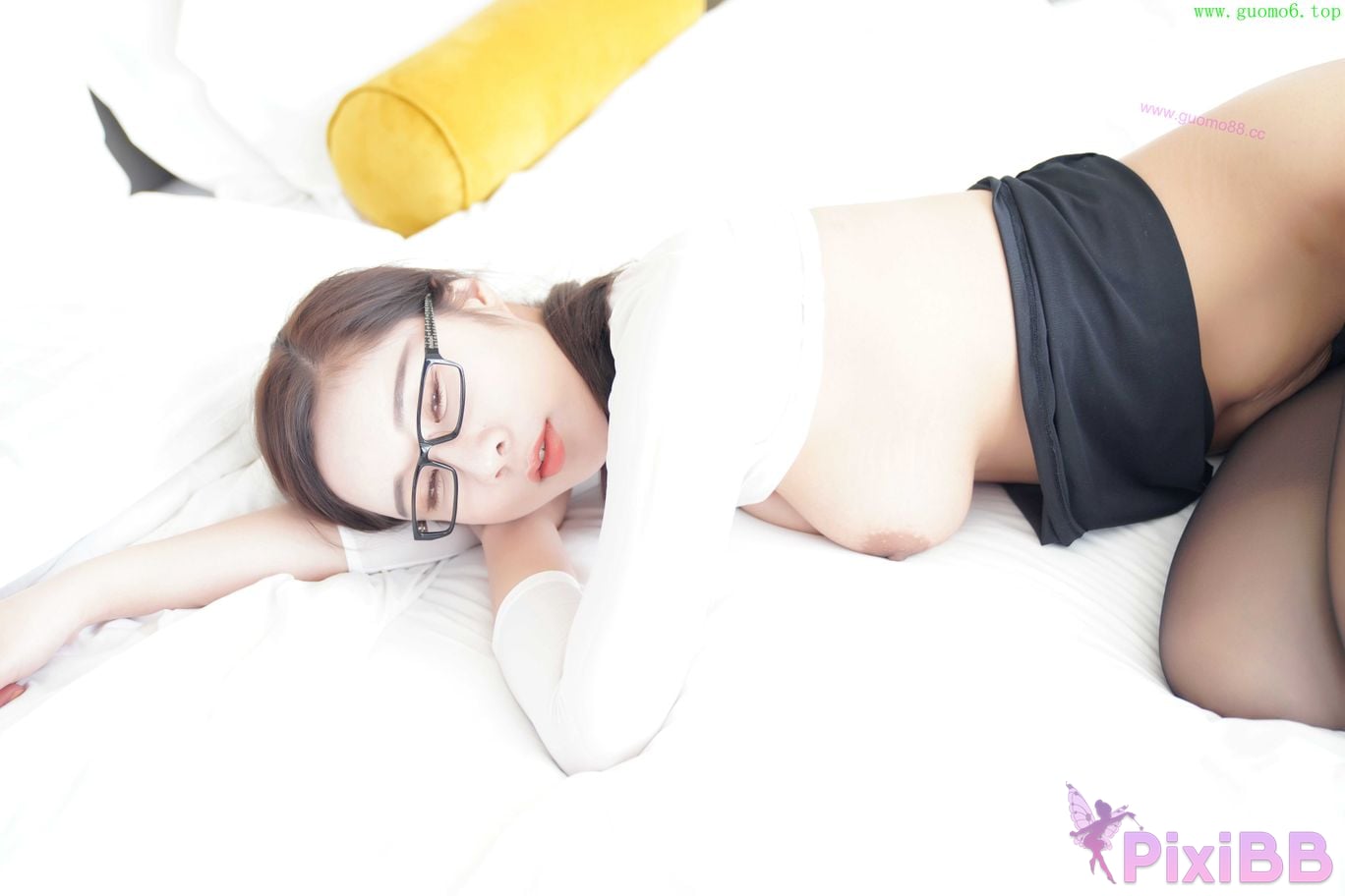 Private Photoshoot D Nai Yiyi The best black stockings OL Royal sister Full scale private shooting PixiBB.COM 368