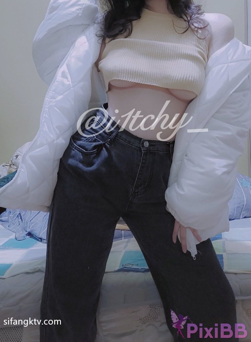 OtherXXX itchy Big breasts bee waist and fat butt Devil figure Private photography benefits PixiBB.COM 125.JPG
