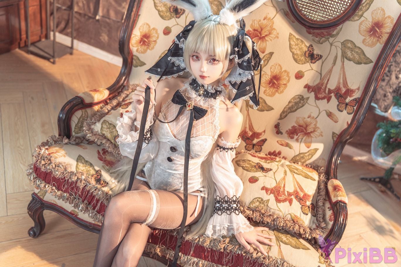 Cosplayer fox jiujiu azur lane Awesome white bunny girl PixiBB.COM 001