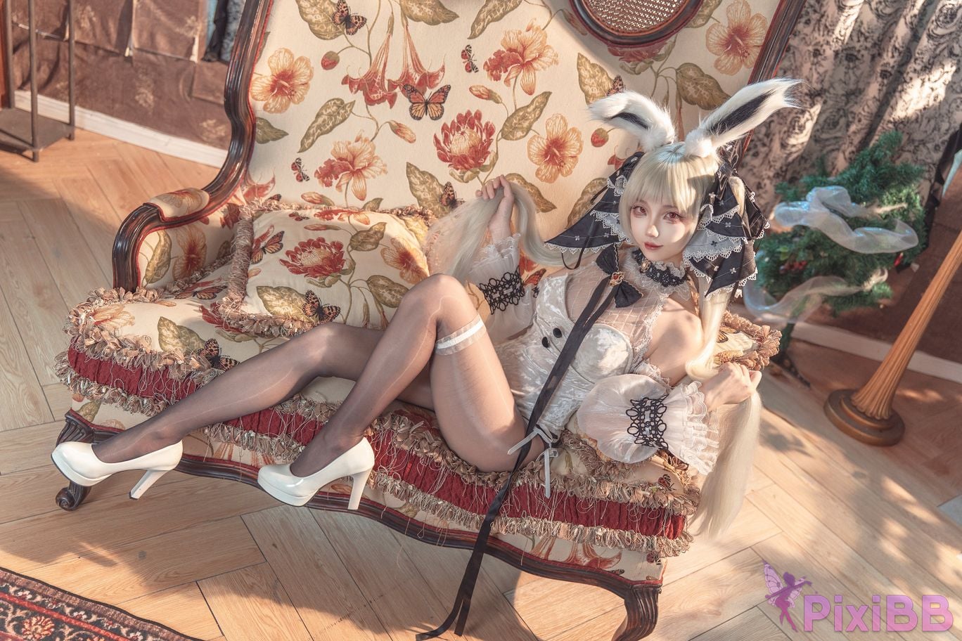 Cosplayer fox jiujiu azur lane Awesome white bunny girl PixiBB.COM 003