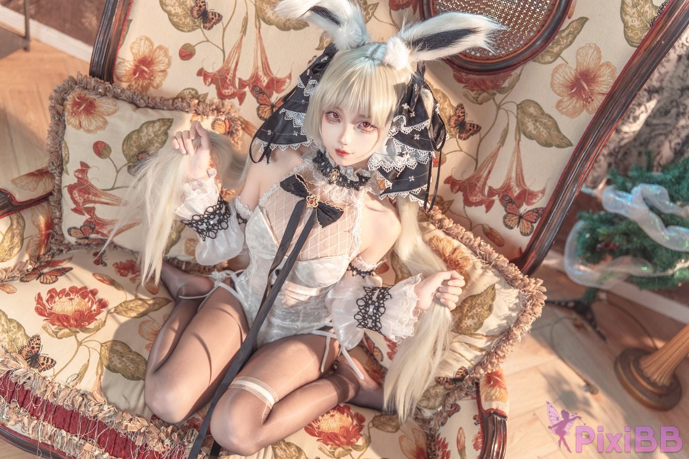 Cosplayer fox jiujiu azur lane Awesome white bunny girl PixiBB.COM 015