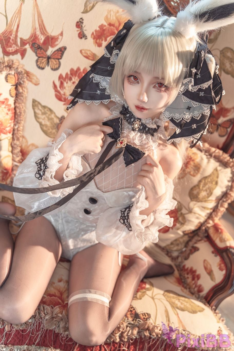 Cosplayer fox jiujiu azur lane Awesome white bunny girl PixiBB.COM 017