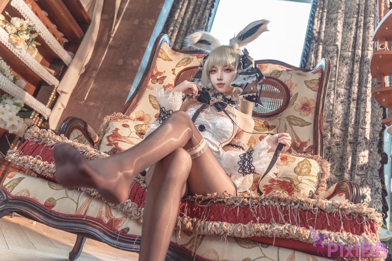 Cosplayer fox jiujiu azur lane Awesome white bunny girl PixiBB.COM 020
