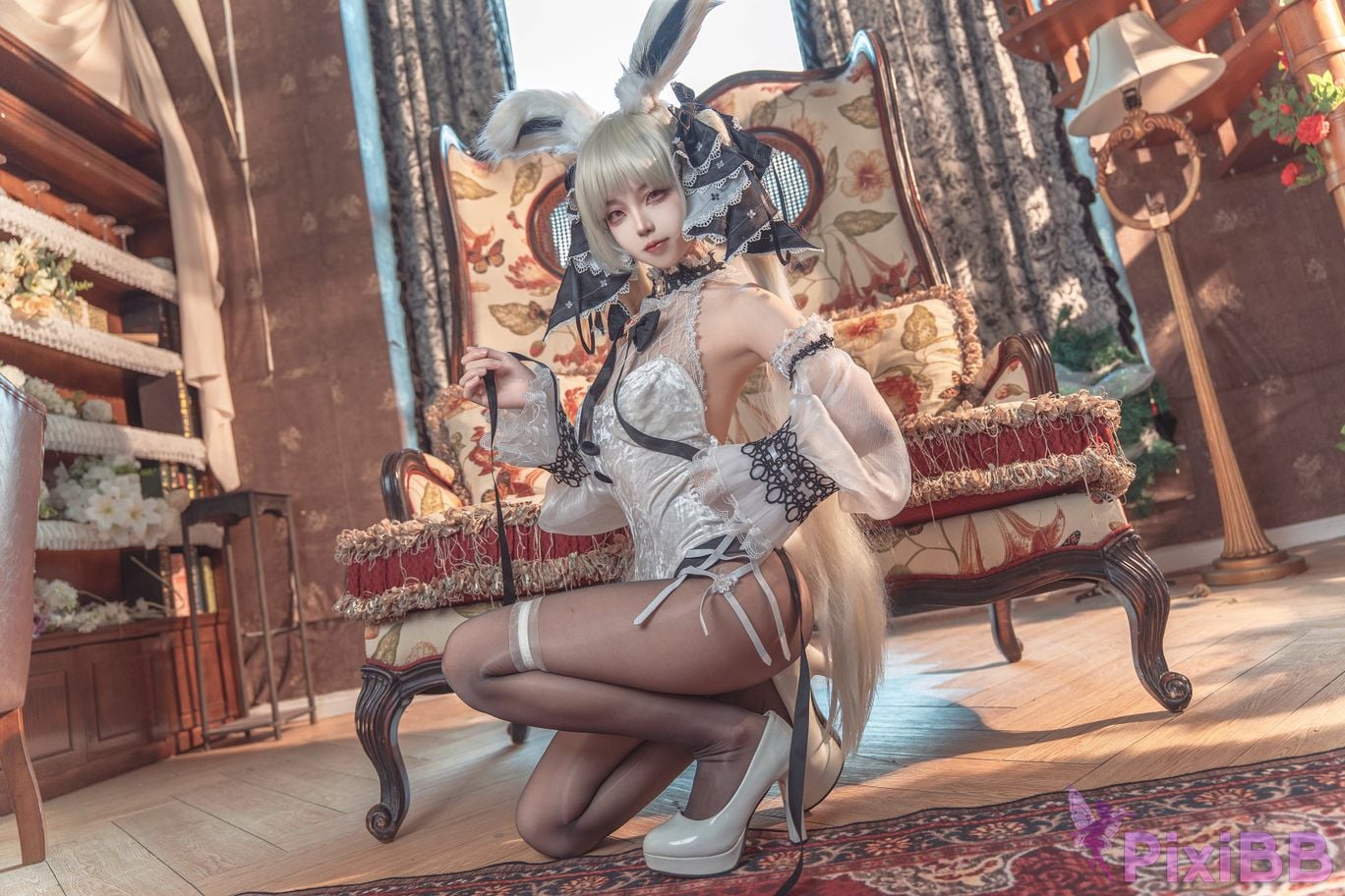 Cosplayer fox jiujiu azur lane Awesome white bunny girl PixiBB.COM 021